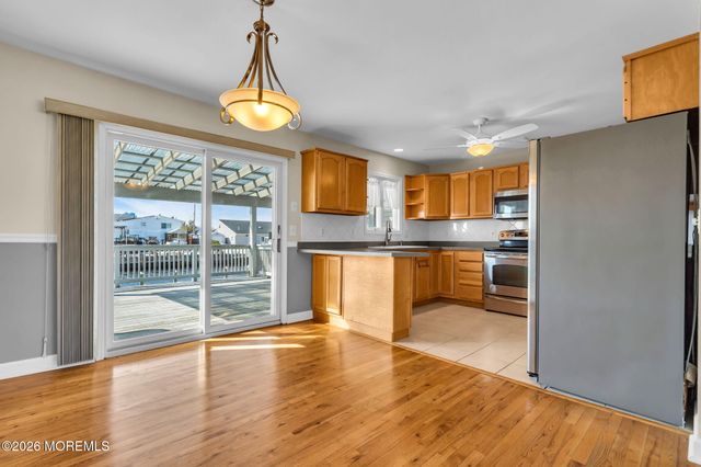 109 Englewood Avenue, Barnegat, NJ 08005