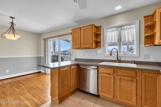 109 Englewood Avenue, Barnegat, NJ 08005