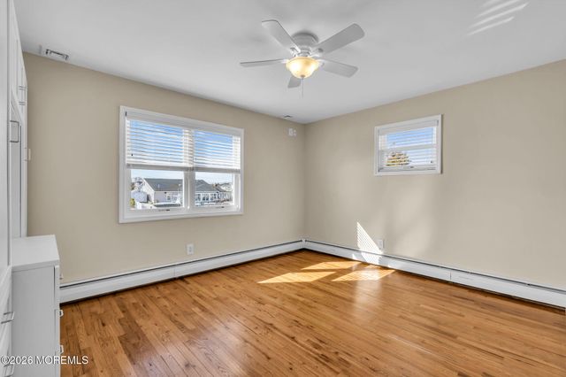 109 Englewood Avenue, Barnegat, NJ 08005