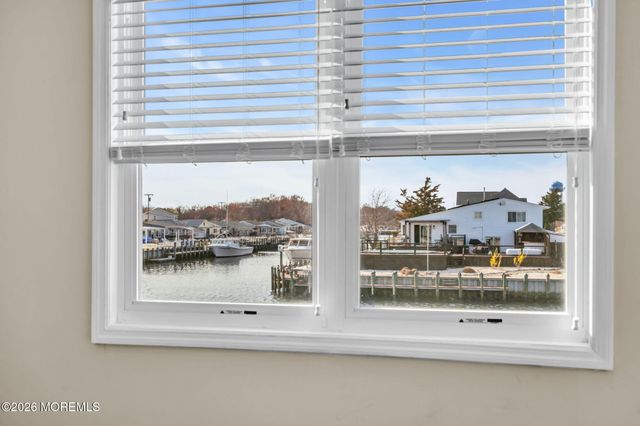 109 Englewood Avenue, Barnegat, NJ 08005