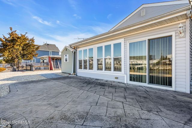 109 Englewood Avenue, Barnegat, NJ 08005