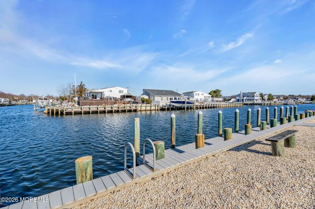 109 Englewood Avenue, Barnegat, NJ 08005