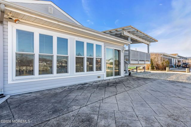 109 Englewood Avenue, Barnegat, NJ 08005