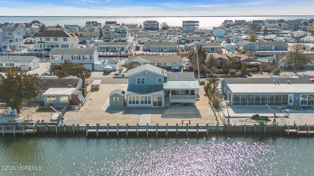 109 Englewood Avenue, Barnegat, NJ 08005
