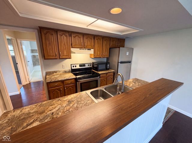 3135 E 52nd Street UNIT E, Indianapolis, IN 46205