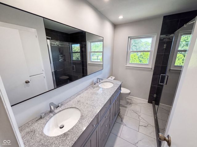 3135 E 52nd Street UNIT E, Indianapolis, IN 46205