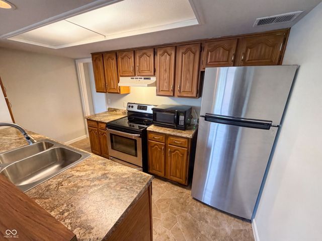 3135 E 52nd Street UNIT E, Indianapolis, IN 46205