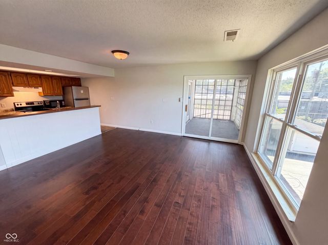 3135 E 52nd Street UNIT E, Indianapolis, IN 46205