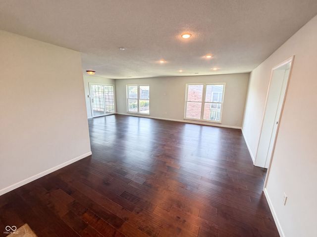 3135 E 52nd Street UNIT E, Indianapolis, IN 46205