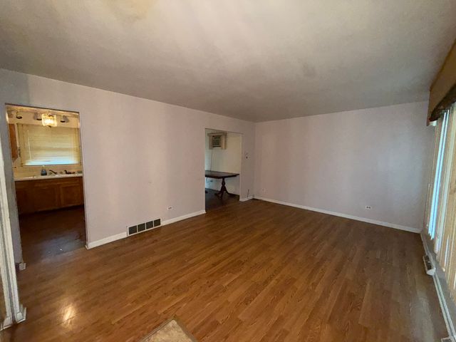 3325 Laurel Lane, Hazel Crest, IL 60429