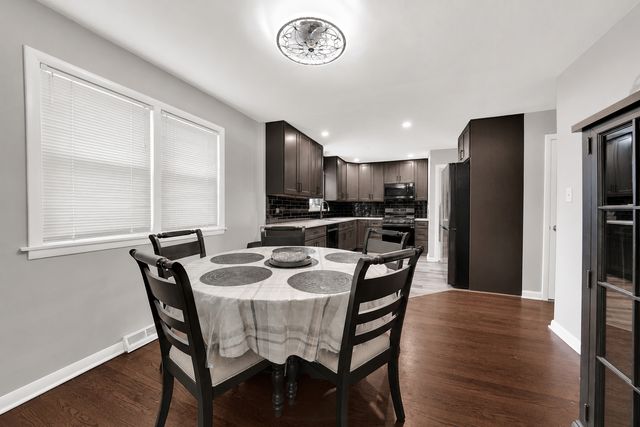 10320 Laramie Avenue, Oak Lawn, IL 60453