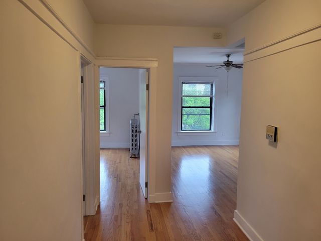 716 Clark Street 3N, Evanston, IL 60201