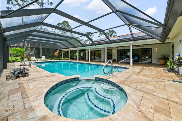 13067 Doubletree Circle, Wellington, FL 33414