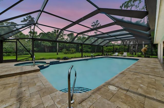 13067 Doubletree Circle, Wellington, FL 33414