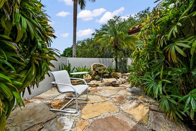 13067 Doubletree Circle, Wellington, FL 33414
