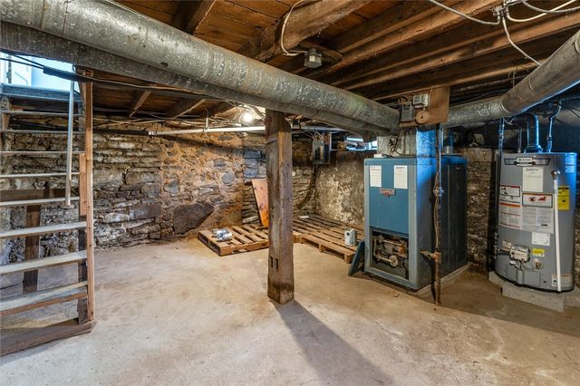 1152 State Route 96, Phelps, NY 14532