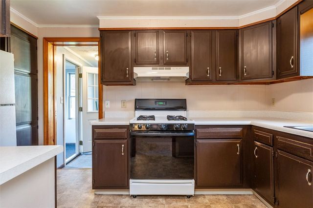 1152 State Route 96, Phelps, NY 14532