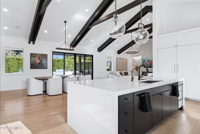 4321 N 68TH Place, Scottsdale, AZ 85251