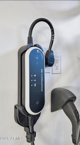 4321 N 68TH Place, Scottsdale, AZ 85251