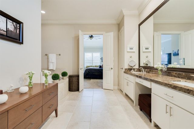 1826 Jade Hollow Lane, Houston, TX 77077