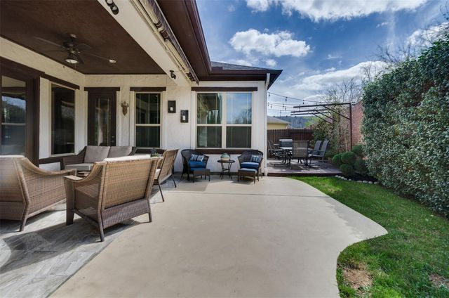 1826 Jade Hollow Lane, Houston, TX 77077