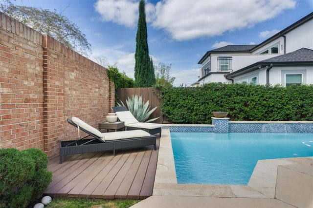 1826 Jade Hollow Lane, Houston, TX 77077