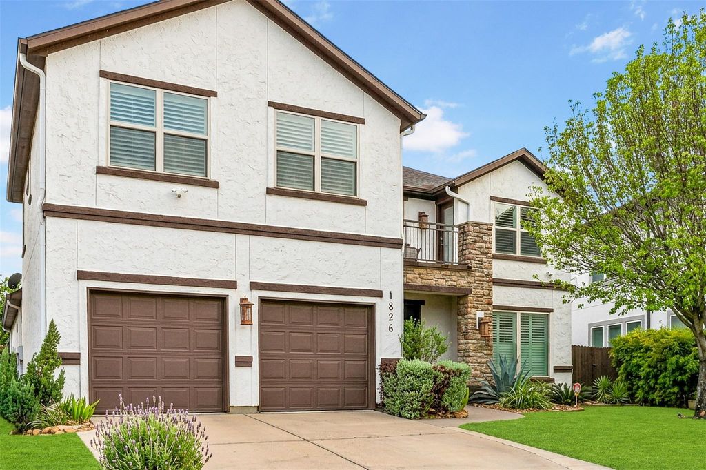 1826 Jade Hollow Lane, Houston, TX 77077