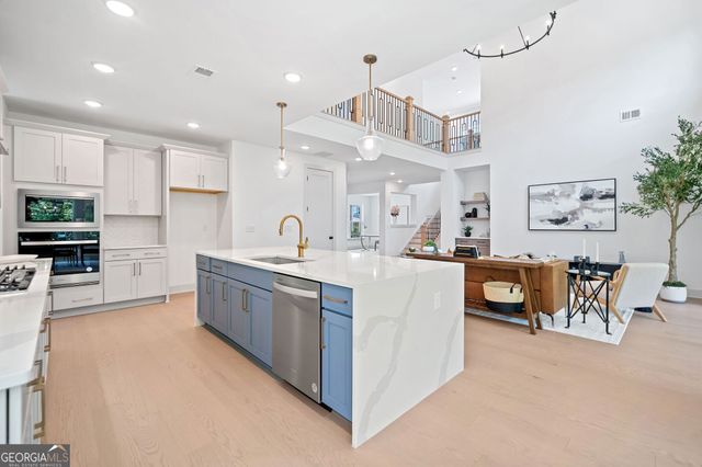 461 Maypop Lane, Woodstock, GA 30188