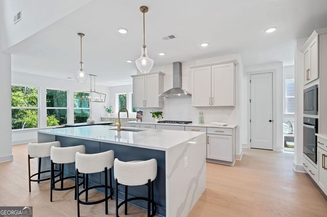 461 Maypop Lane, Woodstock, GA 30188