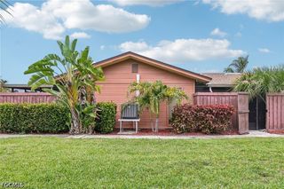 17327 Birchwood LN, Fort Myers, FL 33908