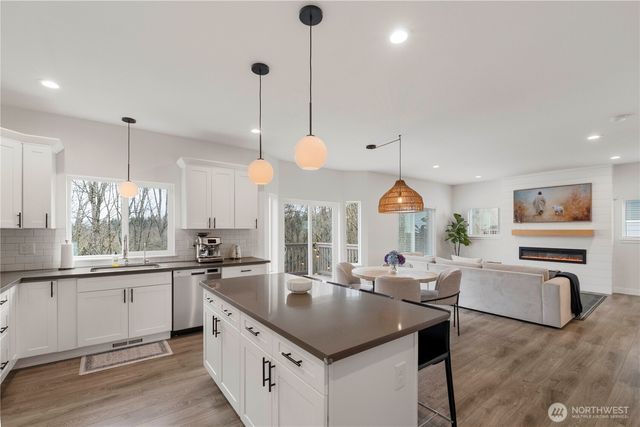 3575 E Grandview Avenue, Tacoma, WA 98404