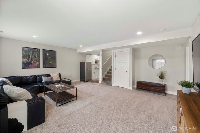 3575 E Grandview Avenue, Tacoma, WA 98404