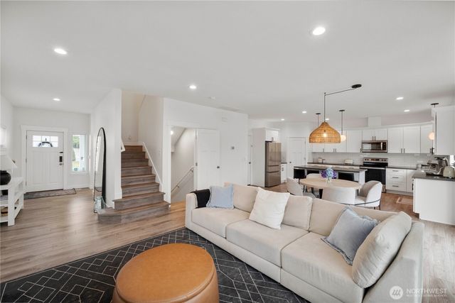 3575 E Grandview Avenue, Tacoma, WA 98404