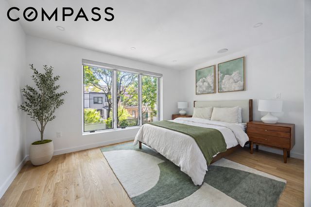 339 20th Street, New York City, NY 11215