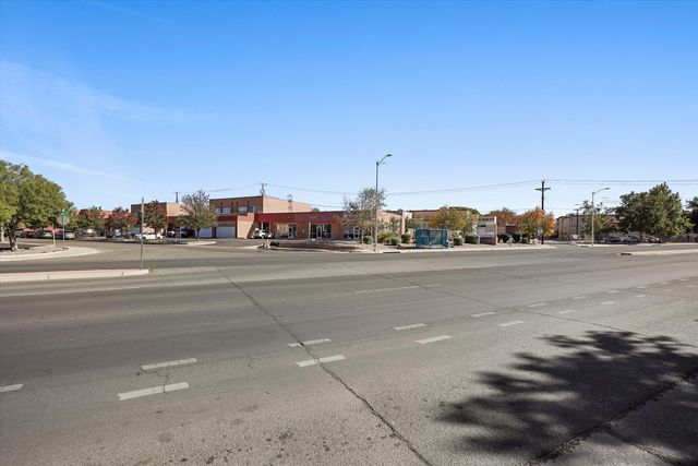 334 Adams Street SE, Albuquerque, NM 87108
