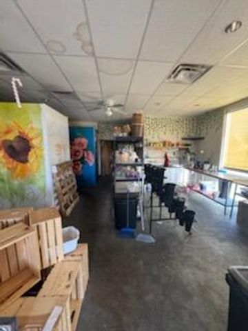 334 Adams Street SE, Albuquerque, NM 87108