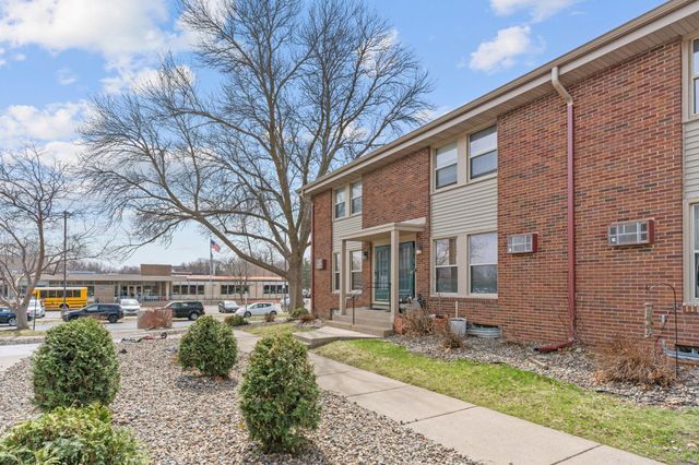 2130 14th Street NW 2, New Brighton, MN 55112