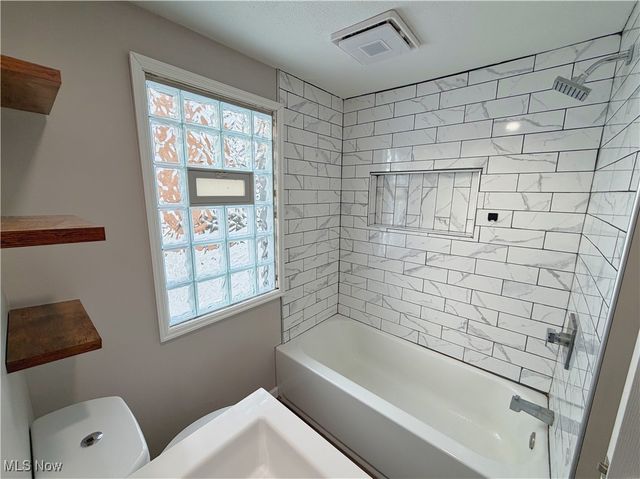 618 Garner Avenue, East Liverpool, OH 43920