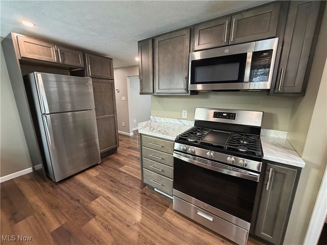 618 Garner Avenue, East Liverpool, OH 43920