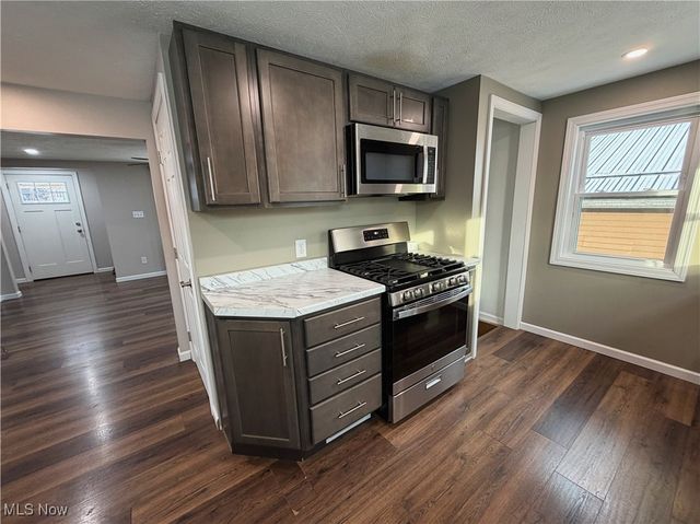 618 Garner Avenue, East Liverpool, OH 43920