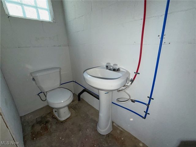 618 Garner Avenue, East Liverpool, OH 43920