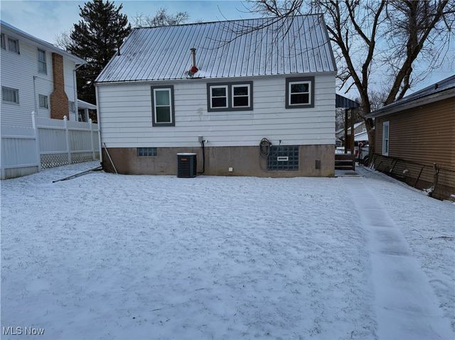 618 Garner Avenue, East Liverpool, OH 43920