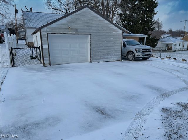 618 Garner Avenue, East Liverpool, OH 43920