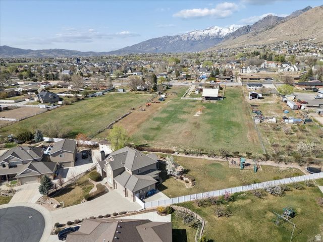 2416 N TIMOTHY CIR, Pleasant Grove, UT 84062