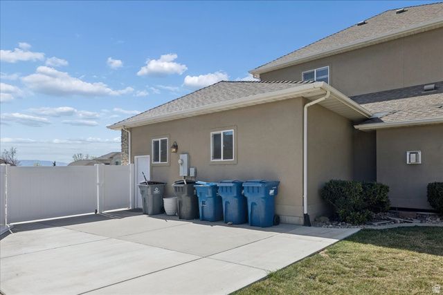 2416 N TIMOTHY CIR, Pleasant Grove, UT 84062