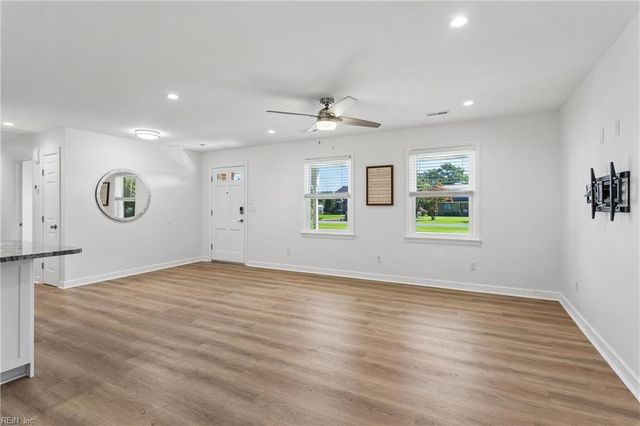 2010 Tillage LN, Hayes, VA 23072