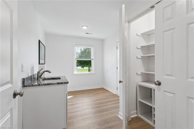 2010 Tillage LN, Hayes, VA 23072
