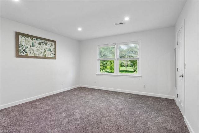 2010 Tillage LN, Hayes, VA 23072