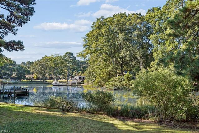 2010 Tillage LN, Hayes, VA 23072