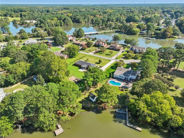 2010 Tillage LN, Hayes, VA 23072